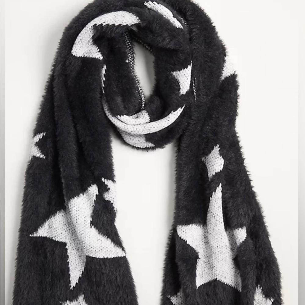 NWT - TORRID - OBLONG SCARF - ALLOVER STAR